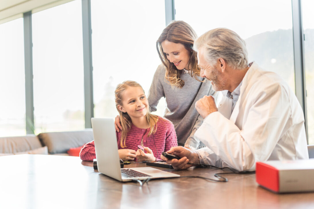clinician and recipient speaking about the user experience